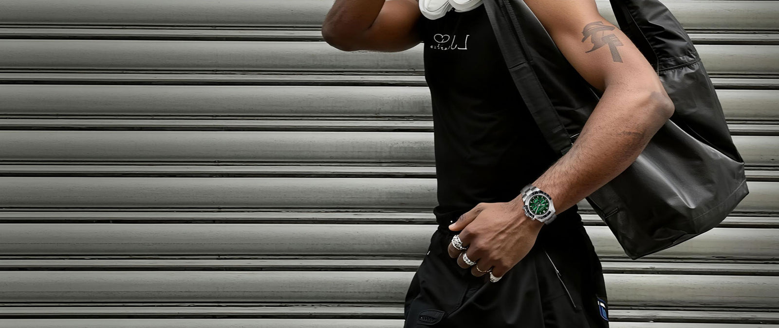 VELOCIREX CLASSIC WATCH details