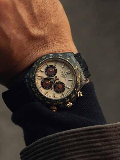 Carbon Fiber Watches for Sports: Best Lightweight Watches for Active Lifestyles