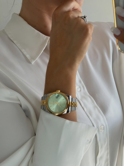 Women's Quartz Watches for Summer Wear: Style, Comfort, and Seasonal Trends